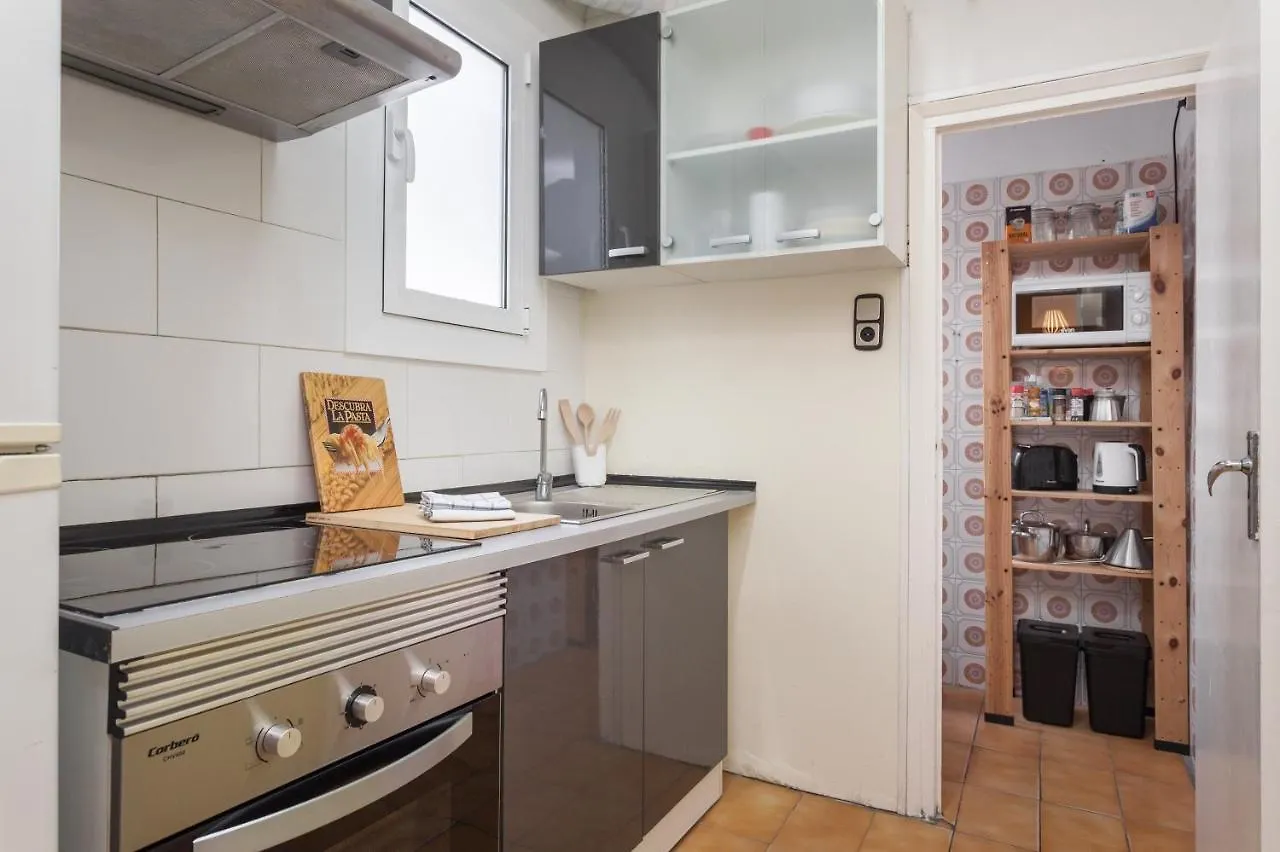 Apartamento Con Encanto, Luminoso Y Tranquilo Apartment L'Hospitalet de Llobregat