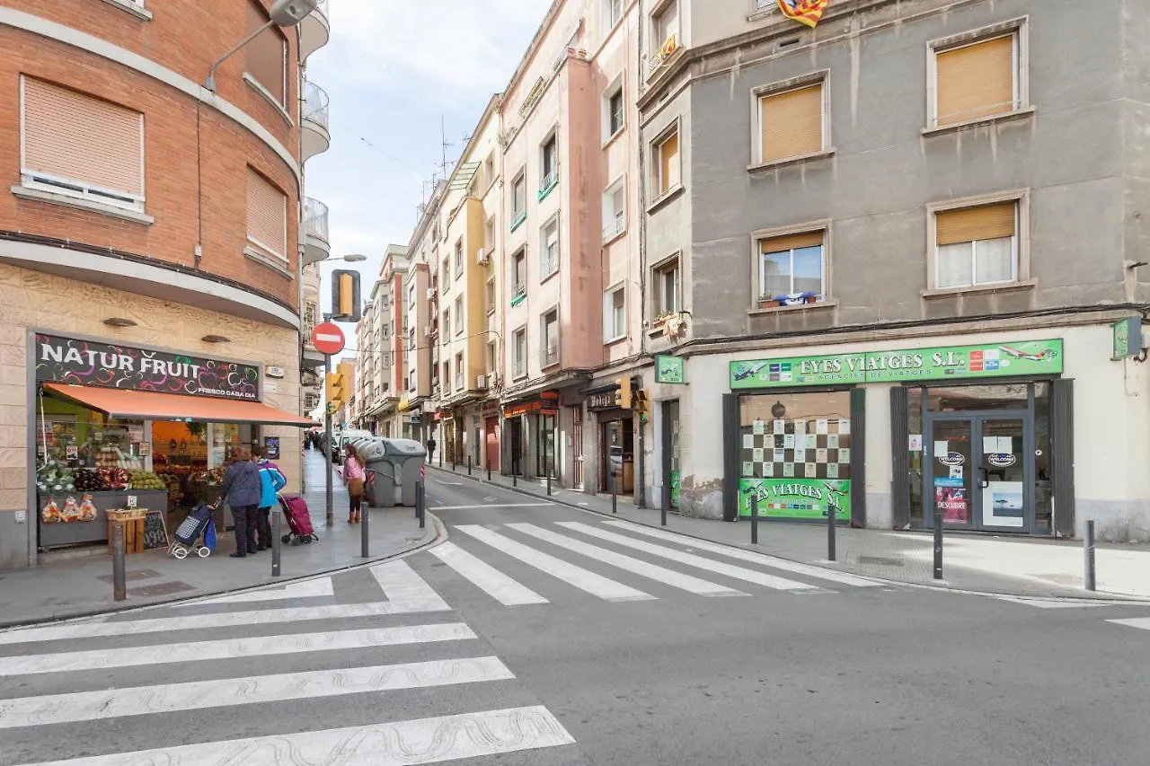 Apartamento Con Encanto, Luminoso Y Tranquilo Apartment L'Hospitalet de Llobregat