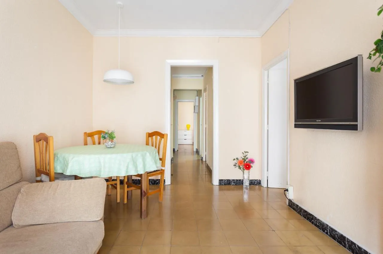 Apartamento Con Encanto, Luminoso Y Tranquilo Apartment L'Hospitalet de Llobregat 0*,  Spain