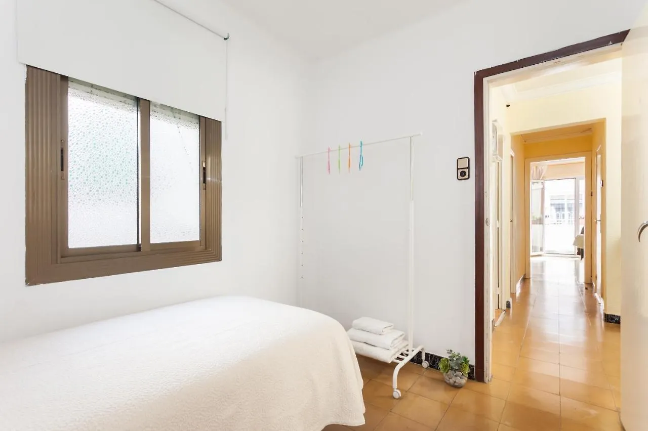Apartamento Con Encanto, Luminoso Y Tranquilo Apartment L'Hospitalet de Llobregat